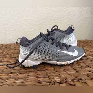 Nike Gray Cleats (12c)